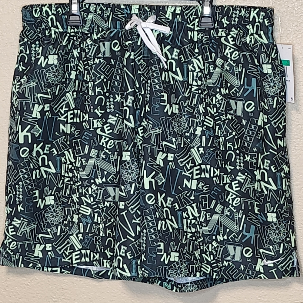 Nike Swim Men's Graphic Print Swim Trunks Black and Green W/pockets Size XL